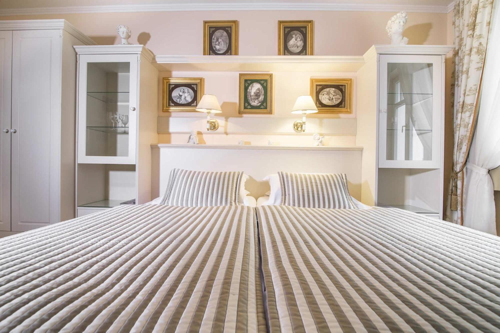 Karlsbad Grande Madonna Hotel ภายนอก รูปภาพ