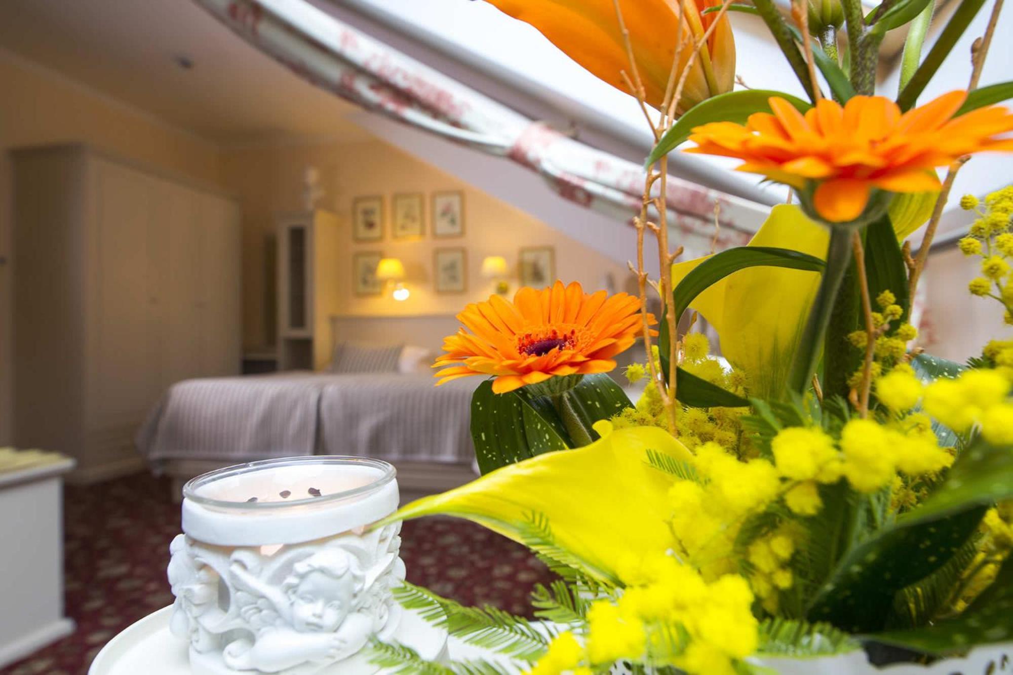Karlsbad Grande Madonna Hotel ภายนอก รูปภาพ