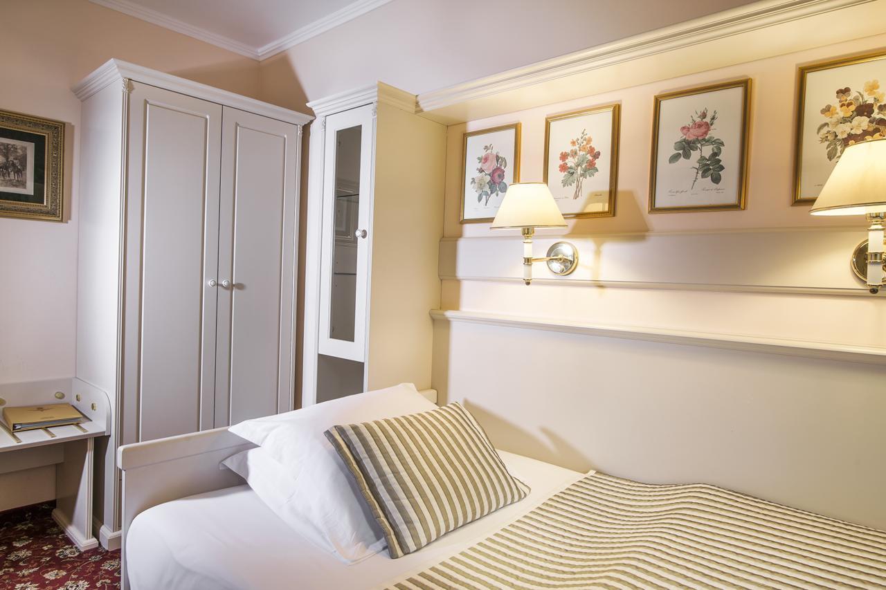 Karlsbad Grande Madonna Hotel ภายนอก รูปภาพ