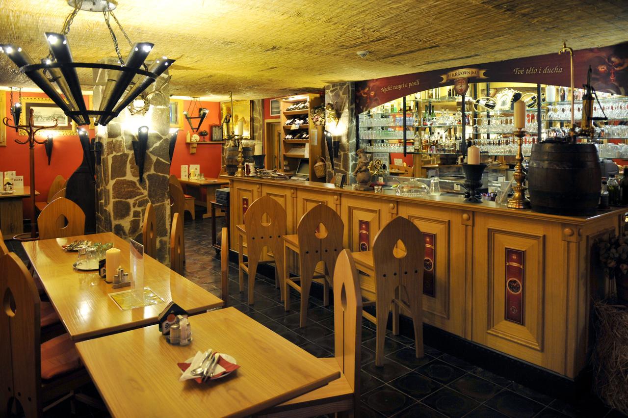 Karlsbad Grande Madonna Hotel ภายนอก รูปภาพ