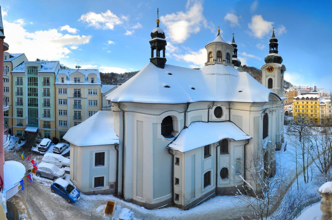 Karlsbad Grande Madonna Hotel ภายนอก รูปภาพ